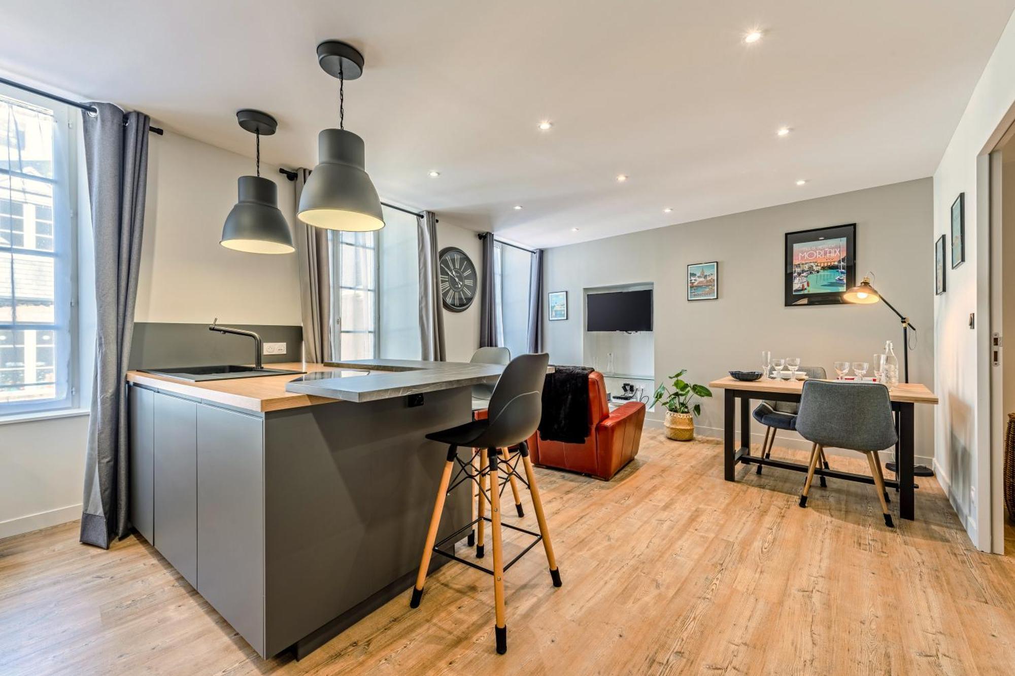 Appartement Du Theatre Morlaix Extérieur photo